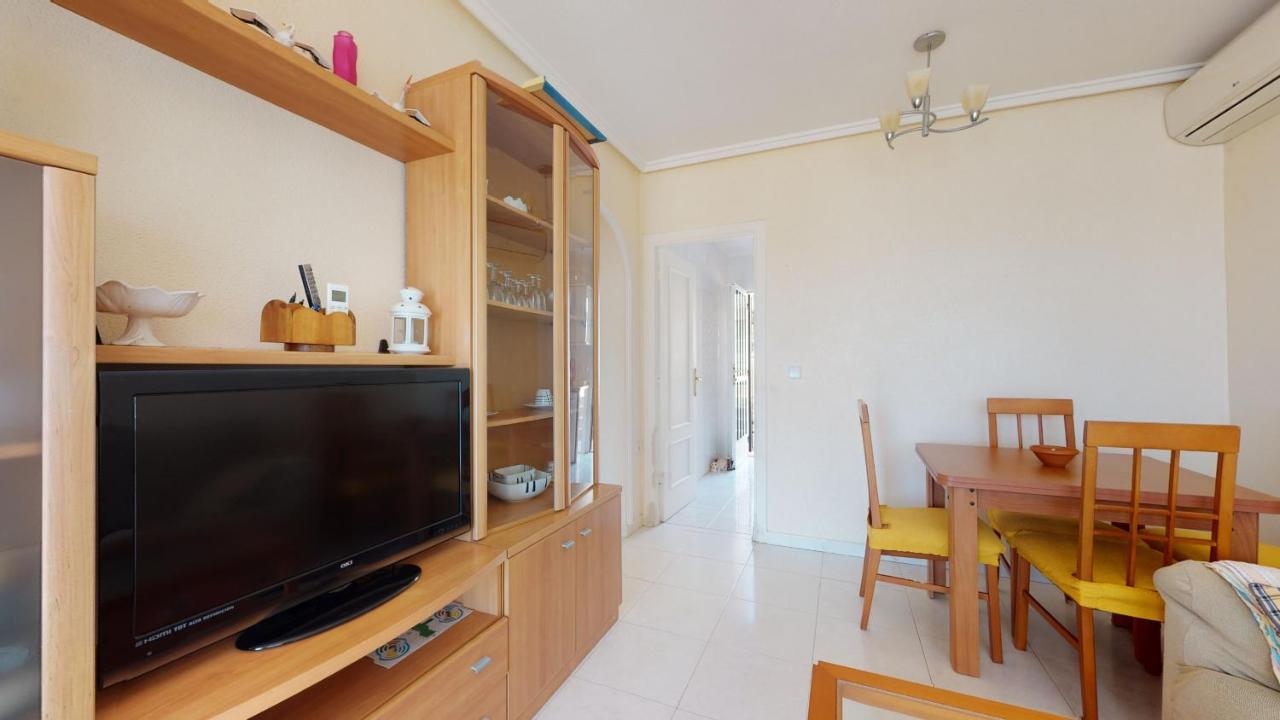 Cozy & Bright Bungalow Torrevieja Bagian luar foto